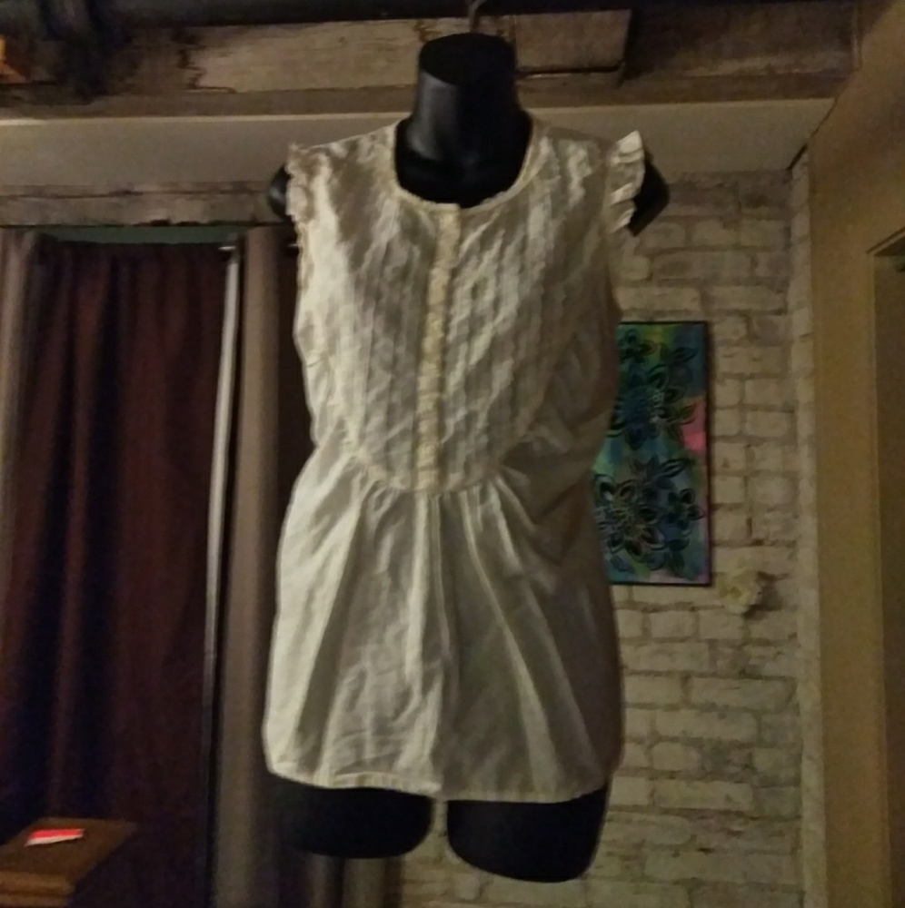 Cotton ruffeld top